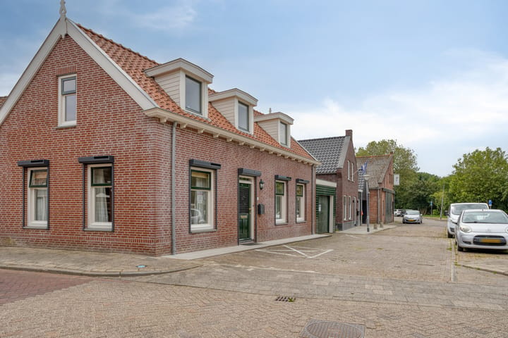 Photo 4 of Spuidamstraat 3