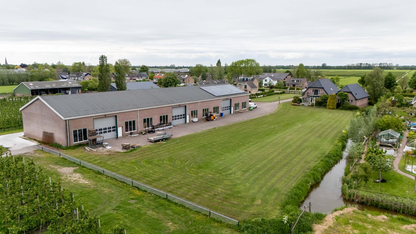 Bekijk foto 1 van Dorp 83