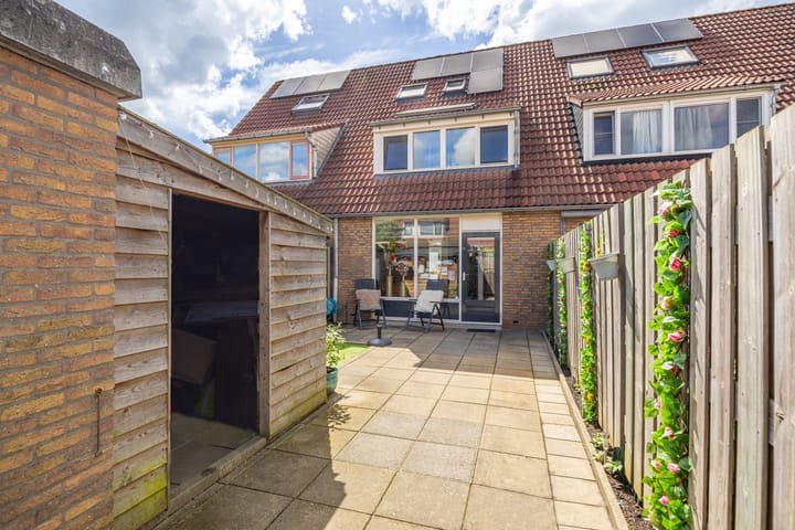 Tussenwoning te koop: Anna Bijnsstraat 4, Gorinchem