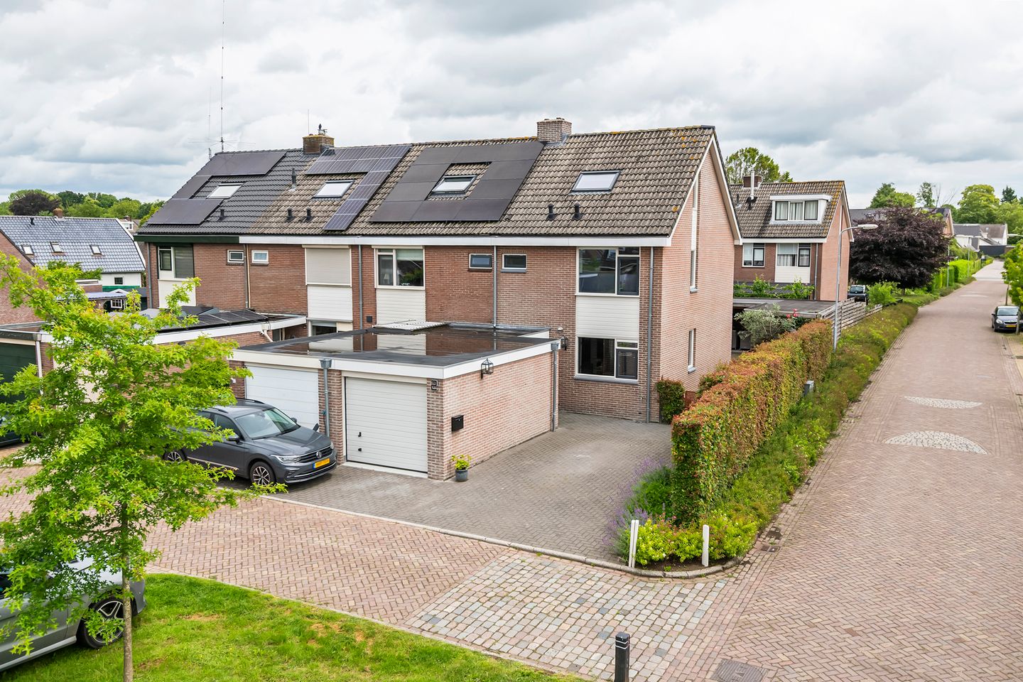 Photo 5 of Mr. R.J. van Beekhoffstraat 2