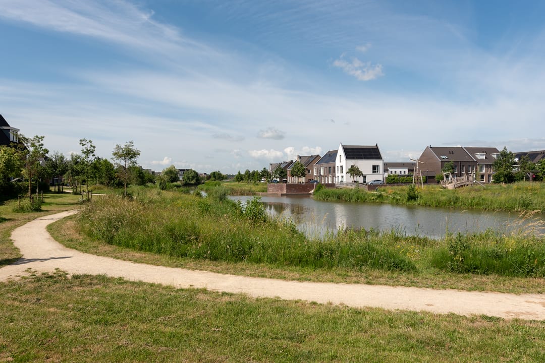 Foto 43 van Plataanpad 19