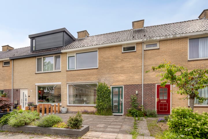 Foto 4 van Esdoornlaan 28