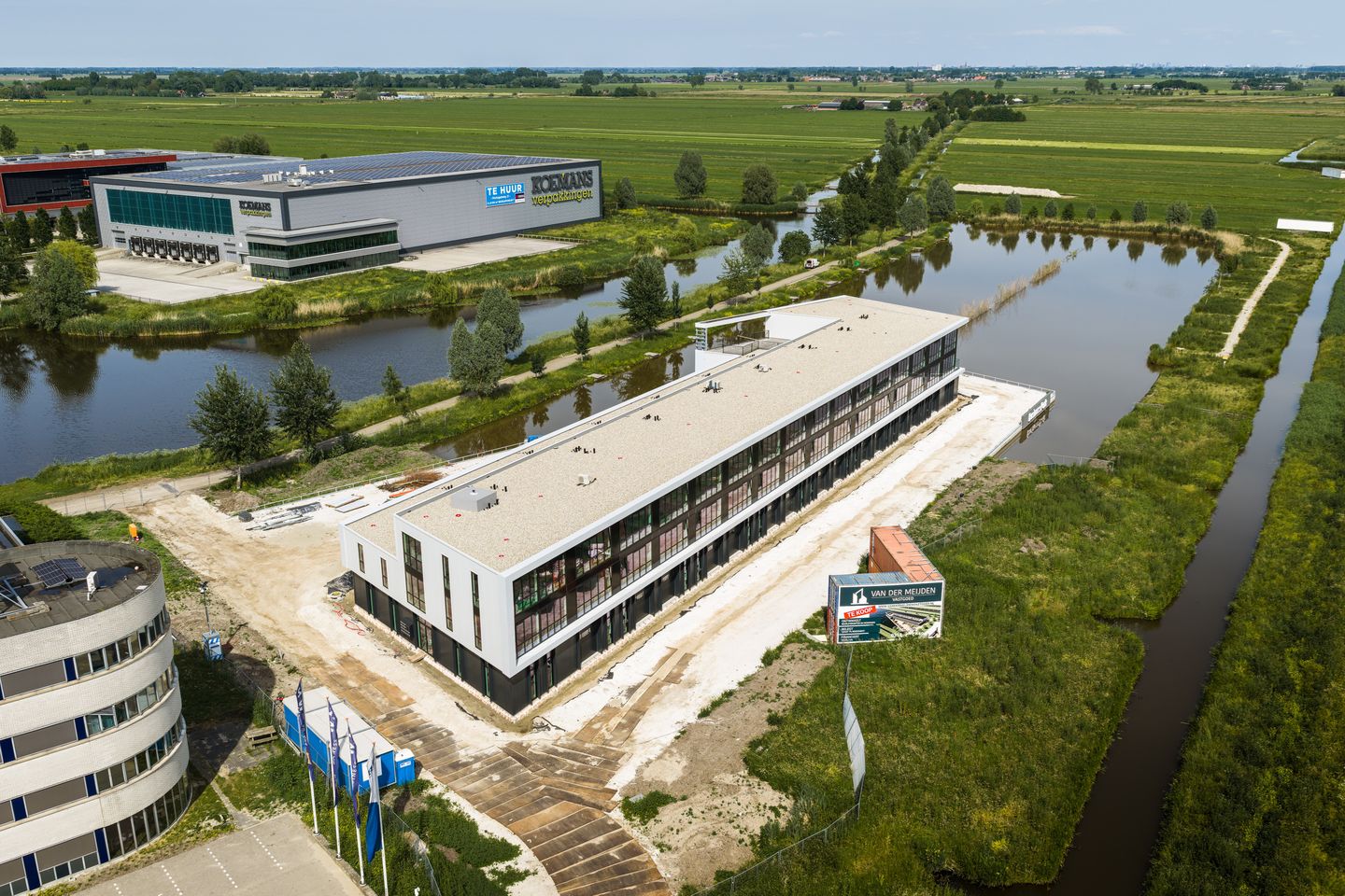 View photo 3 of Tolnasingel 43