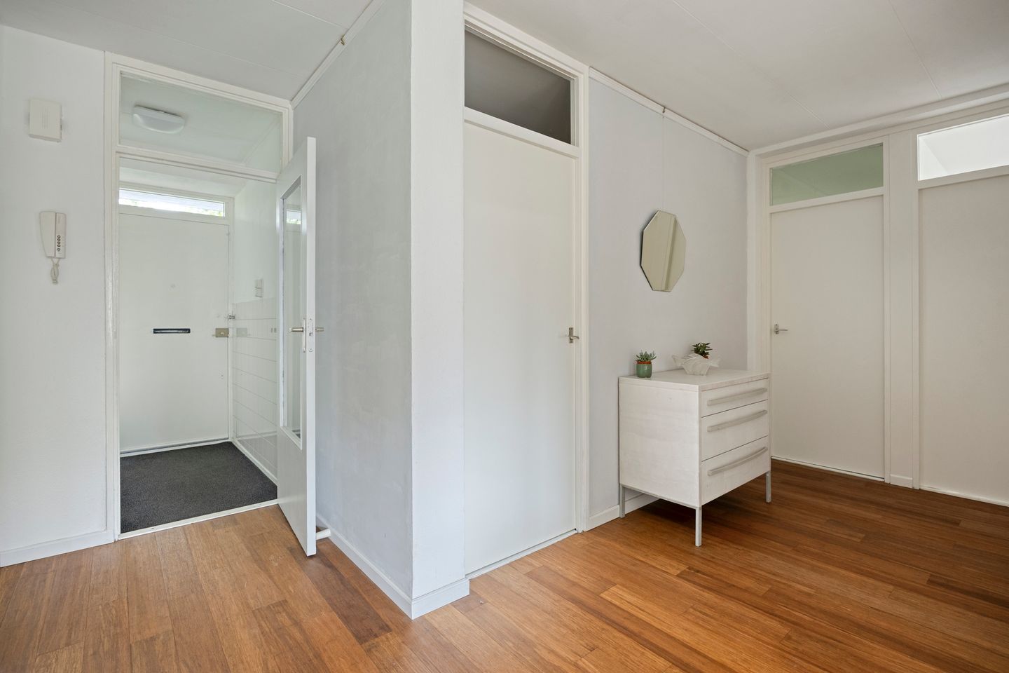 Photo 55 of Jozef Oreliosingel 7