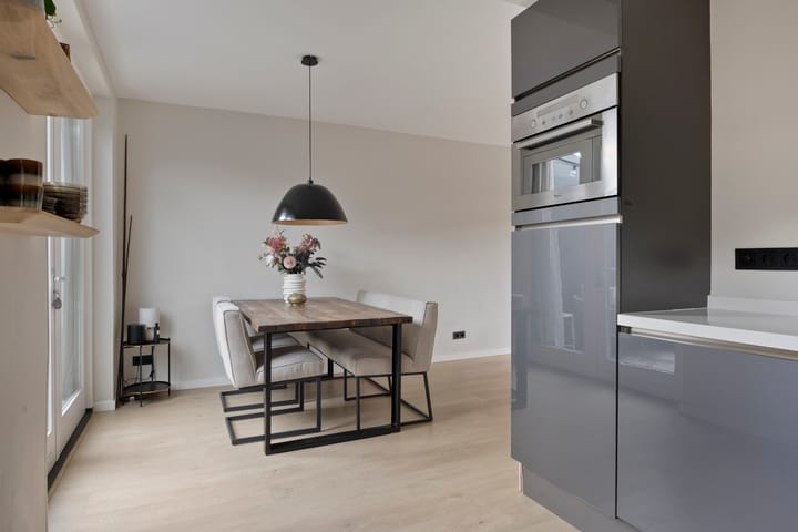 Tussenwoning te koop: Buxtehudestraat 46, Zwolle