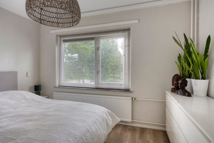 Tussenwoning te koop: Buxtehudestraat 46, Zwolle