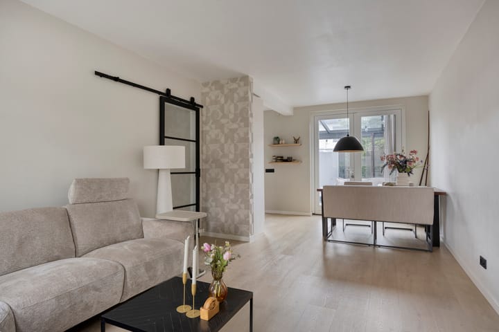 Tussenwoning te koop: Buxtehudestraat 46, Zwolle