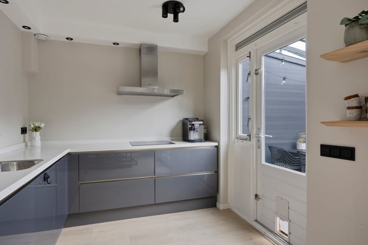 Tussenwoning te koop: Buxtehudestraat 46, Zwolle