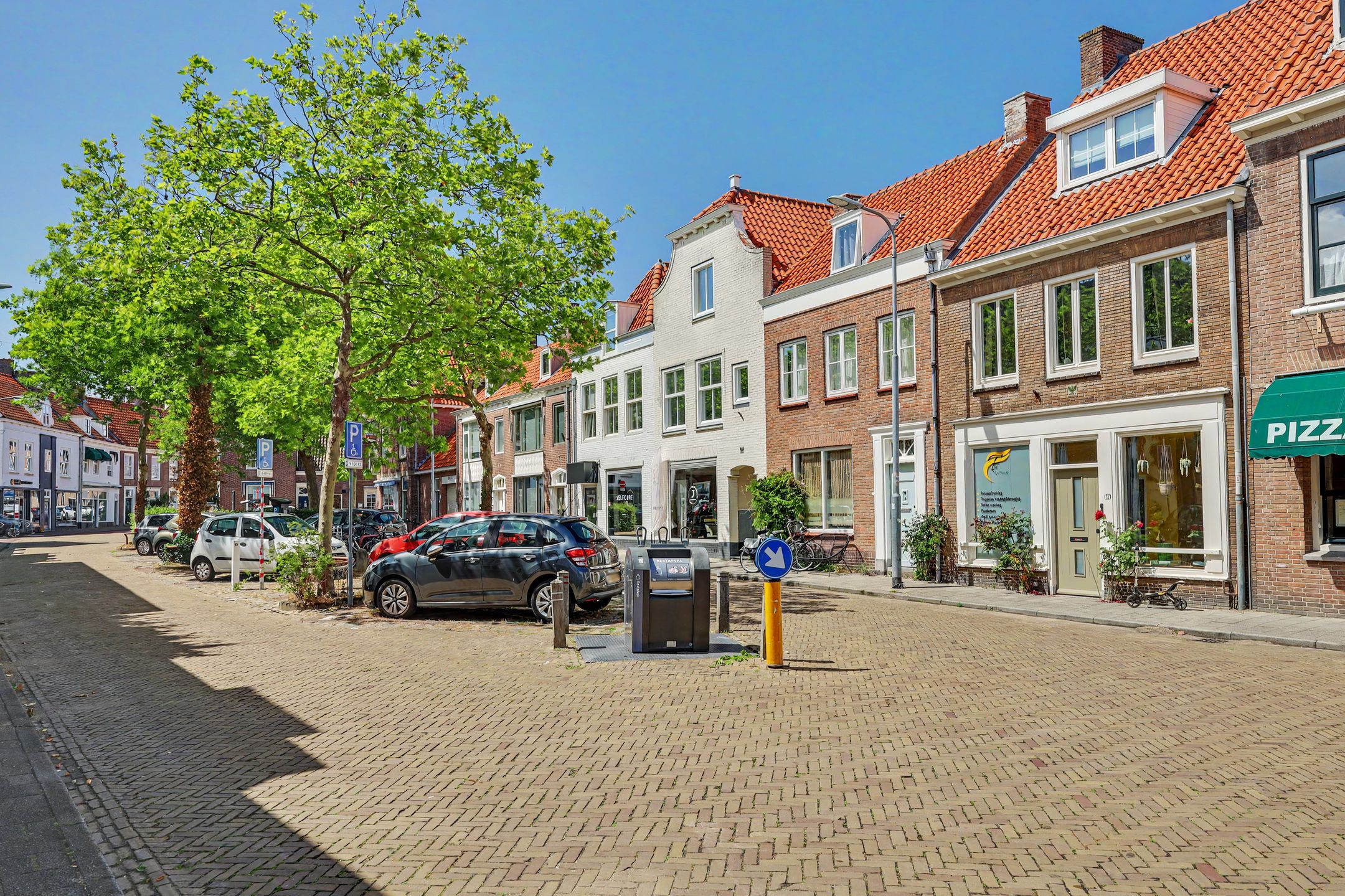 Photo 39 of Zusterstraat 31