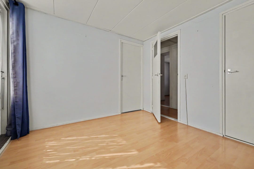 Photo 16 of Prins Hendrikstraat 13