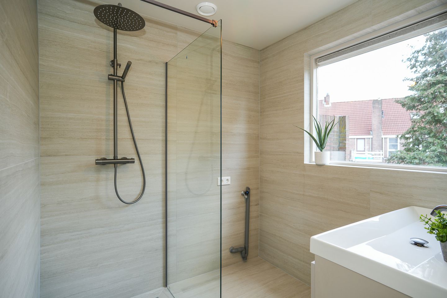 Photo 20 of Willem de Zwijgerstraat 31-A