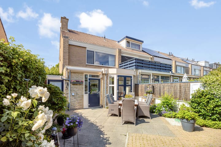 Photo 2 of Kortenaerstraat 49