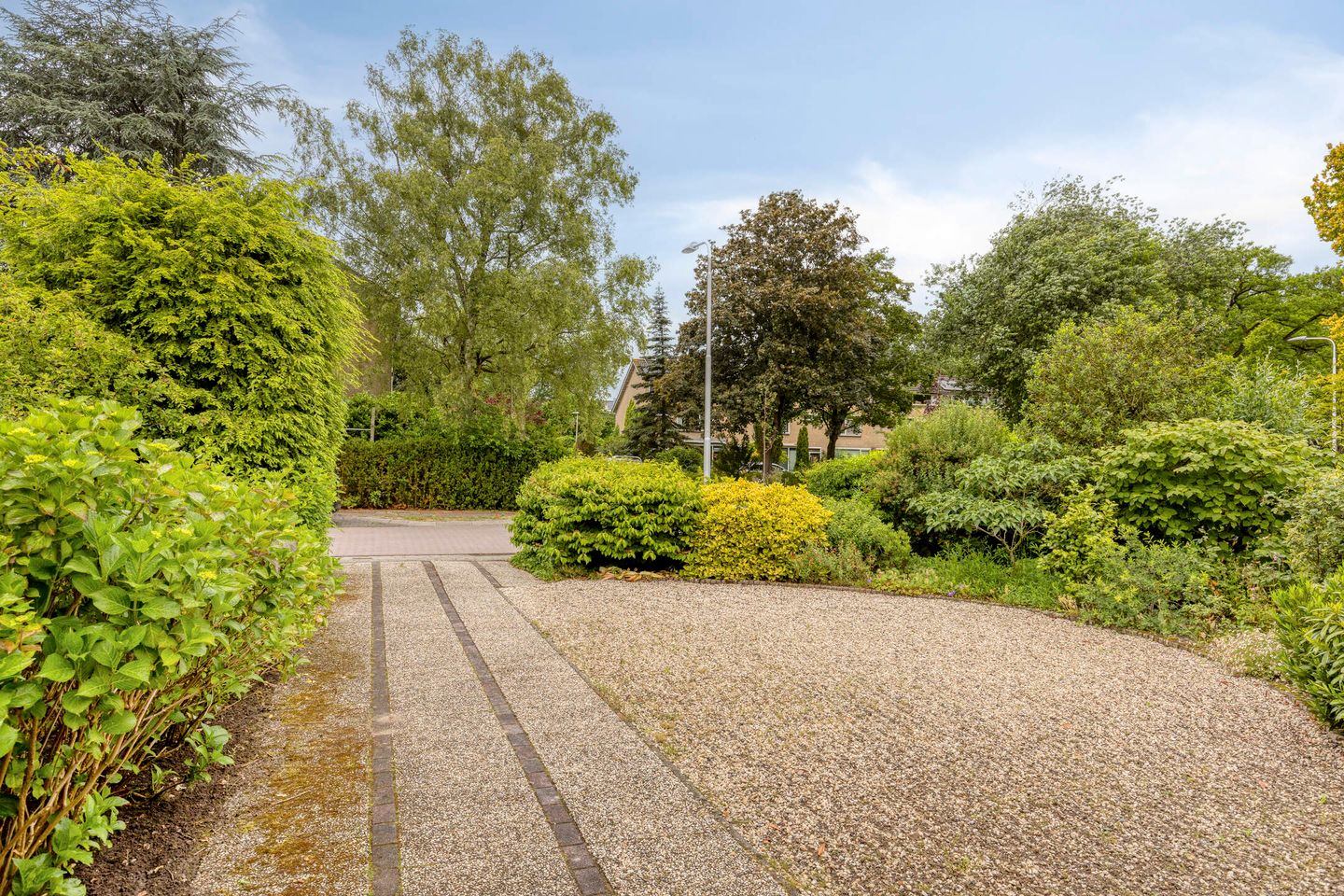 Photo 10 of van Essenstraat 50
