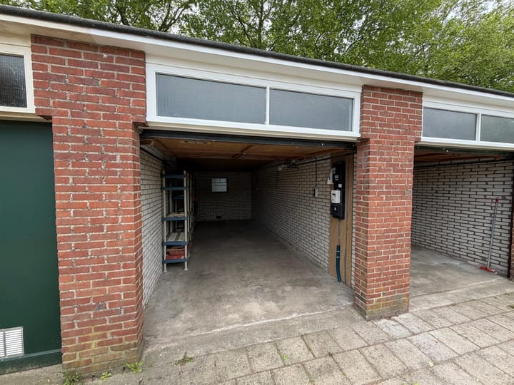 Photo 5 of Dr. Kuyperstraat 36