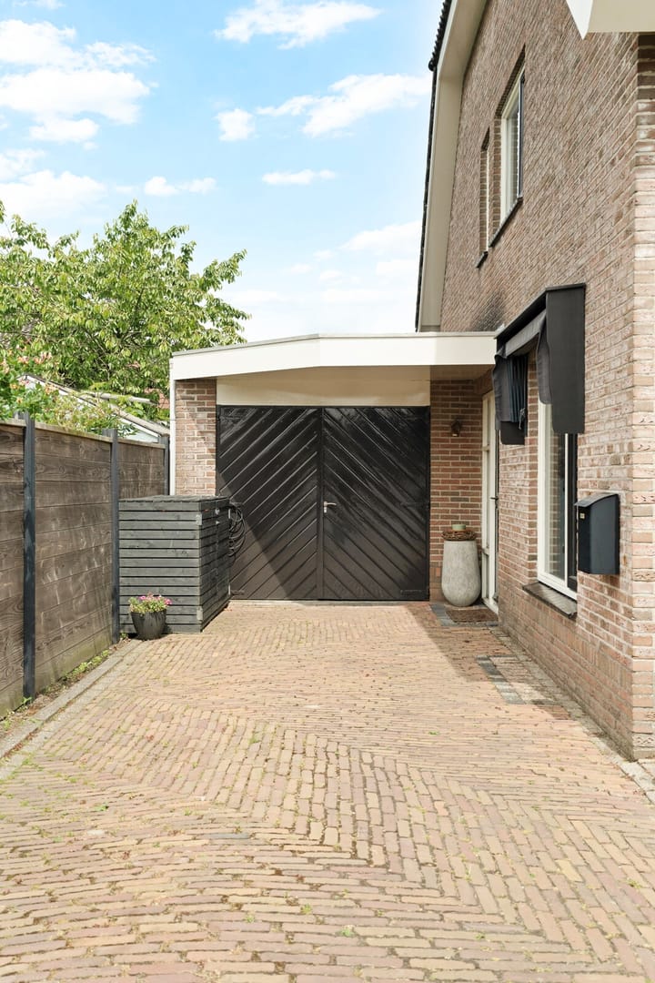 Photo 5 of Lantmanstraat 18