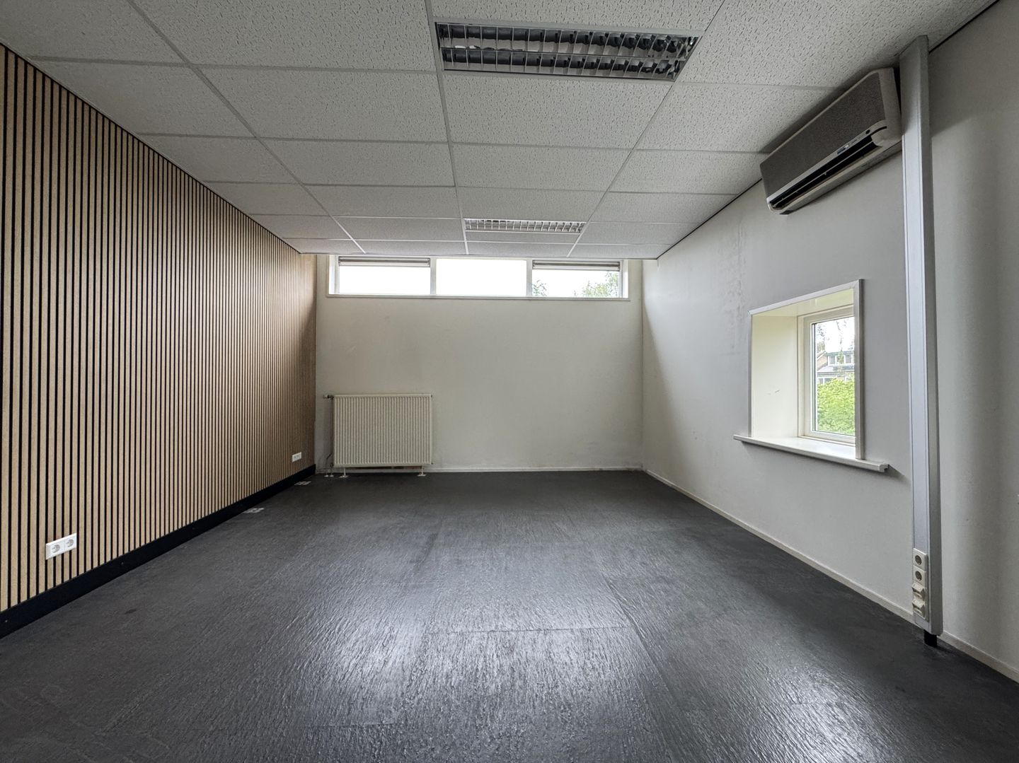 Bekijk foto 3 van Ambachtenstraat 10