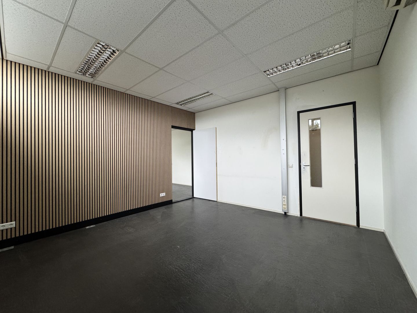 Bekijk foto 4 van Ambachtenstraat 10