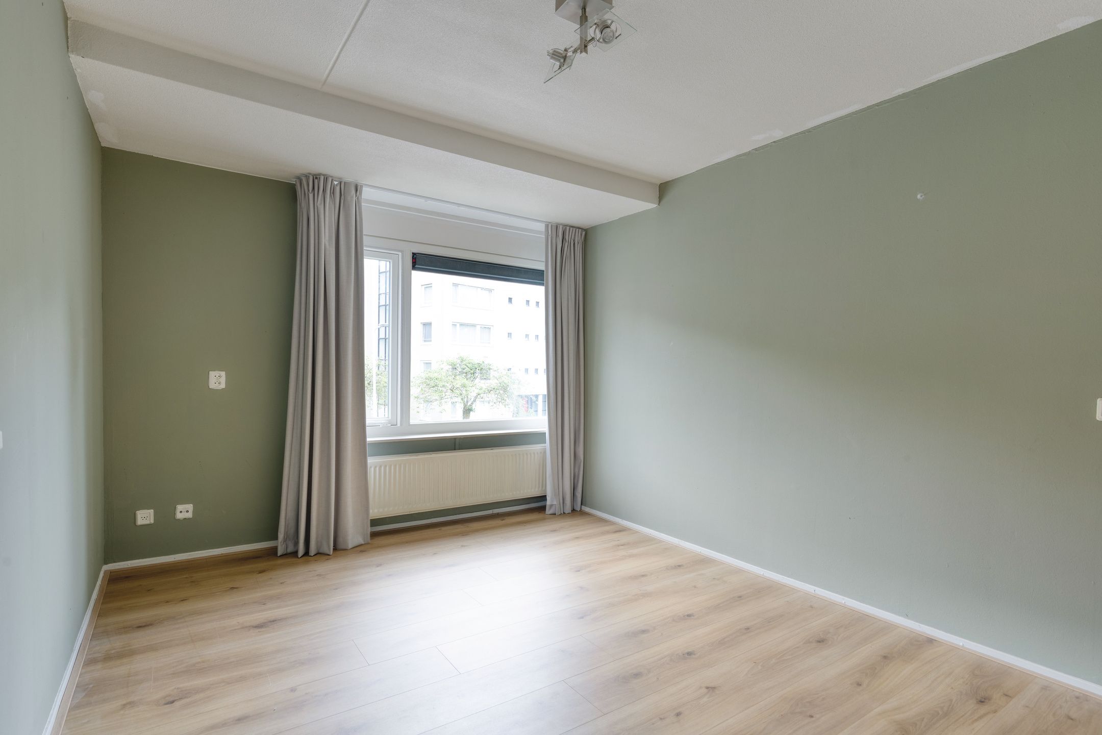 Photo 18 of Henriette Ronnerstraat 53