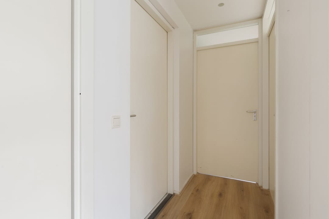 Photo 17 of Henriette Ronnerstraat 53