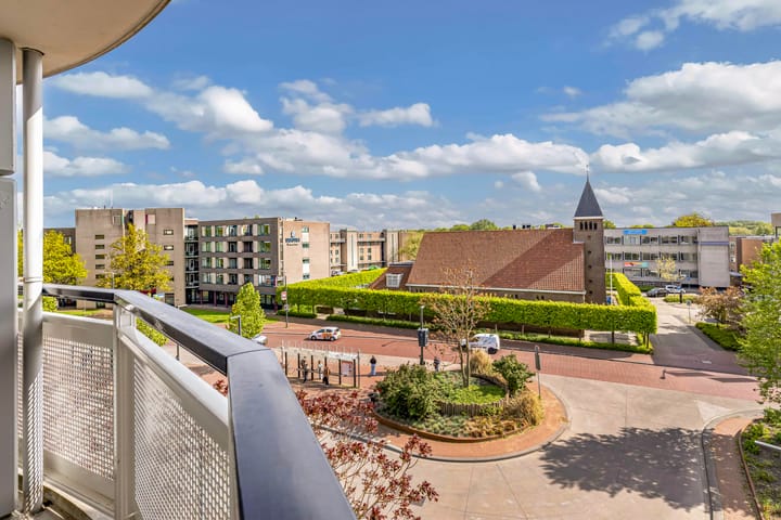Appartement te koop: Van Knobelsdorffplein 88, Drachten