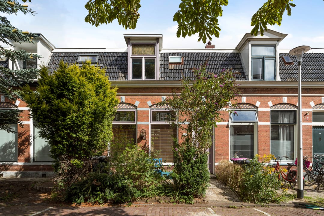 Photo 2 of Harlingerstraat 12