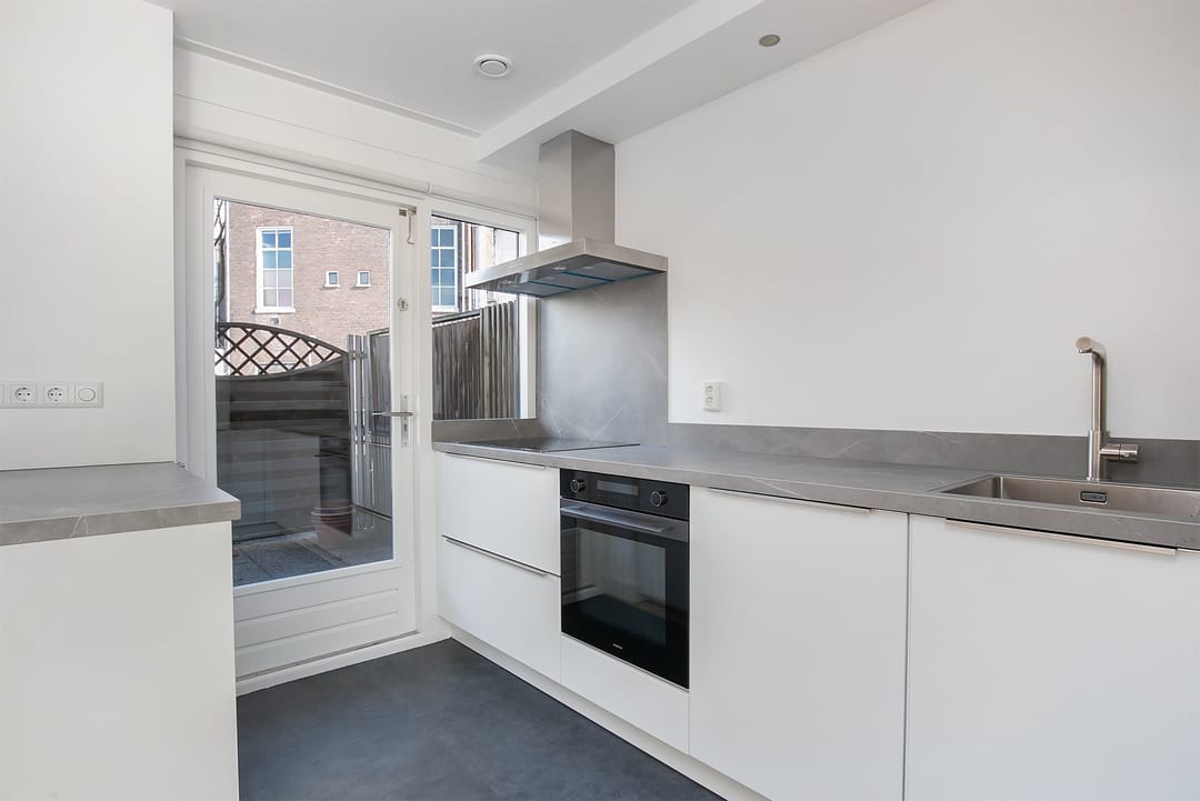 Photo 8 of Kruisstraat 47-F