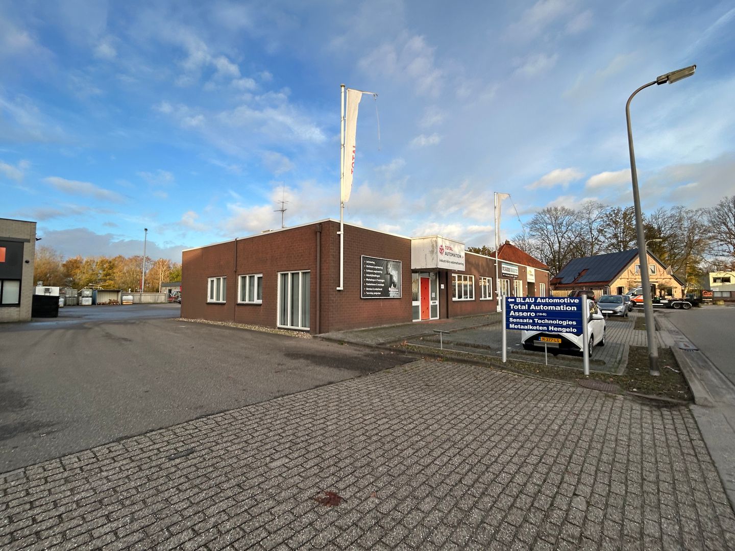 Bekijk foto 2 van Topaasstraat 10