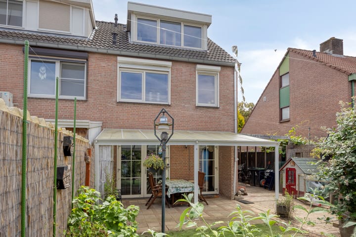 Foto 2 van Buizerdhorst 7