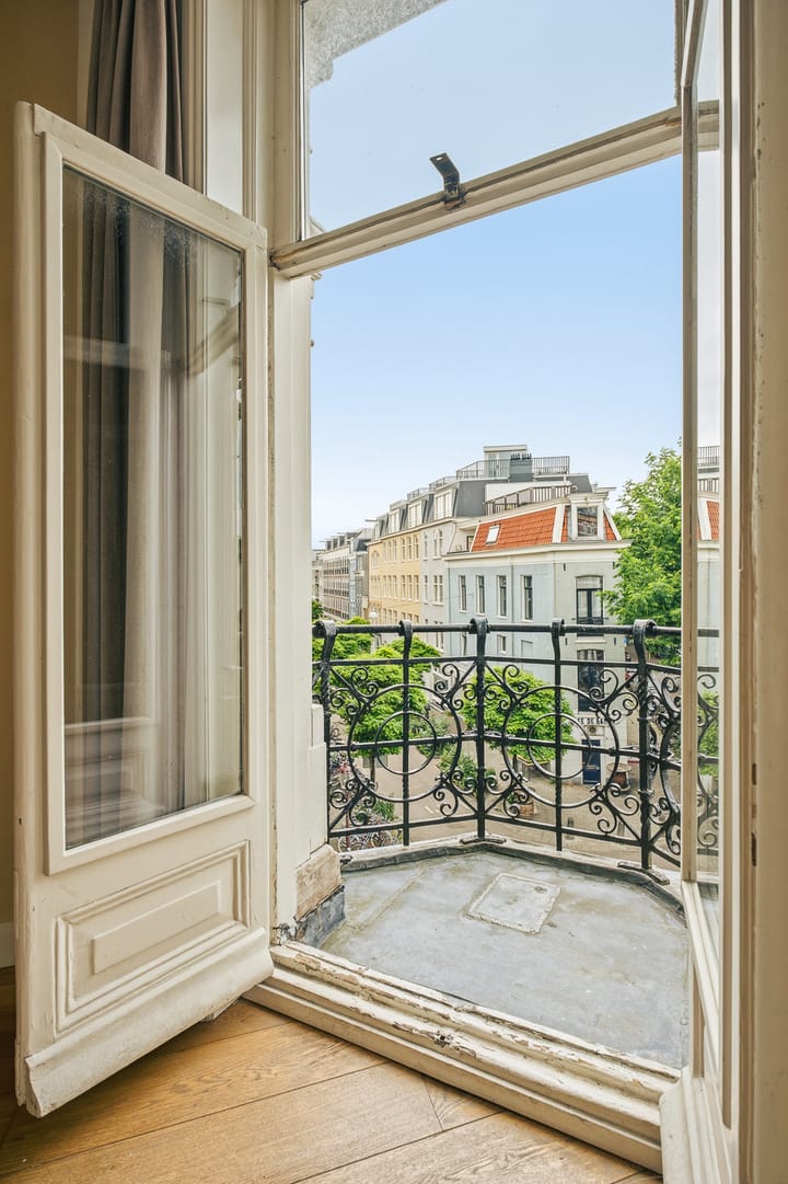 Photo 3 of Gerard Doustraat 222-2
