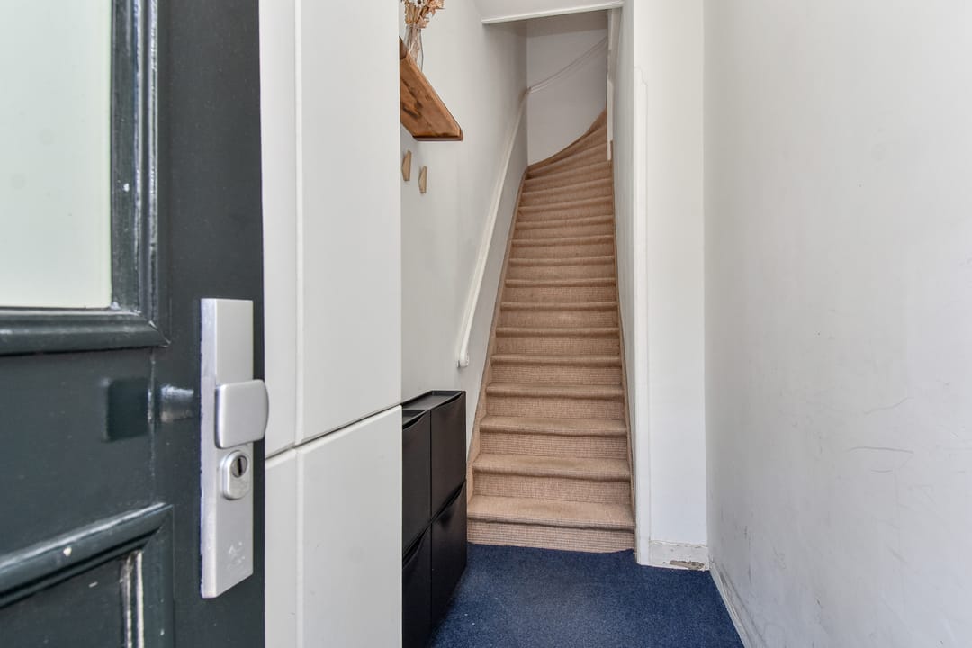Photo 2 of De Constant Rebecquestraat 11