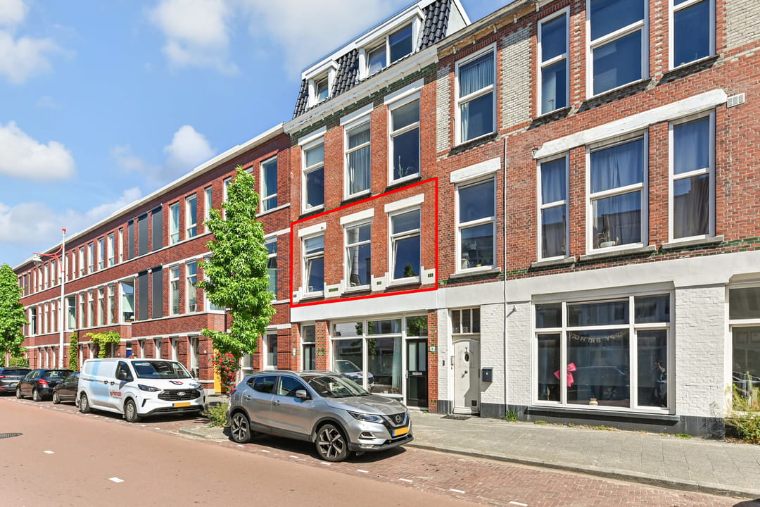 Photo 1 of De Constant Rebecquestraat 11