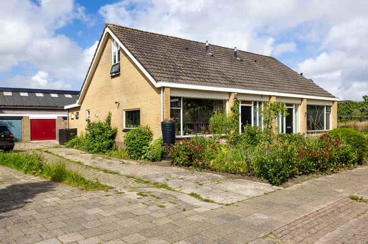 Twee-onder-één-kap te koop: Zevenhuisterweg 1B, Ried