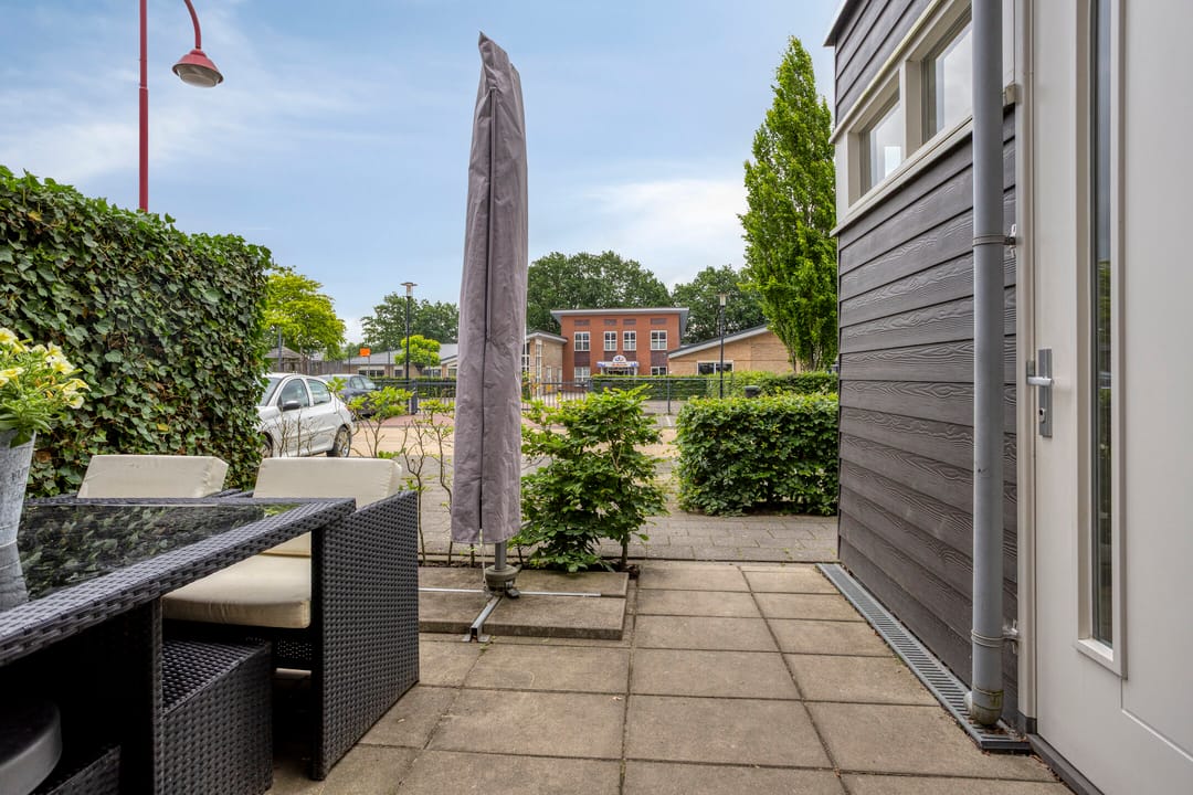 Photo 22 of Saparua 85