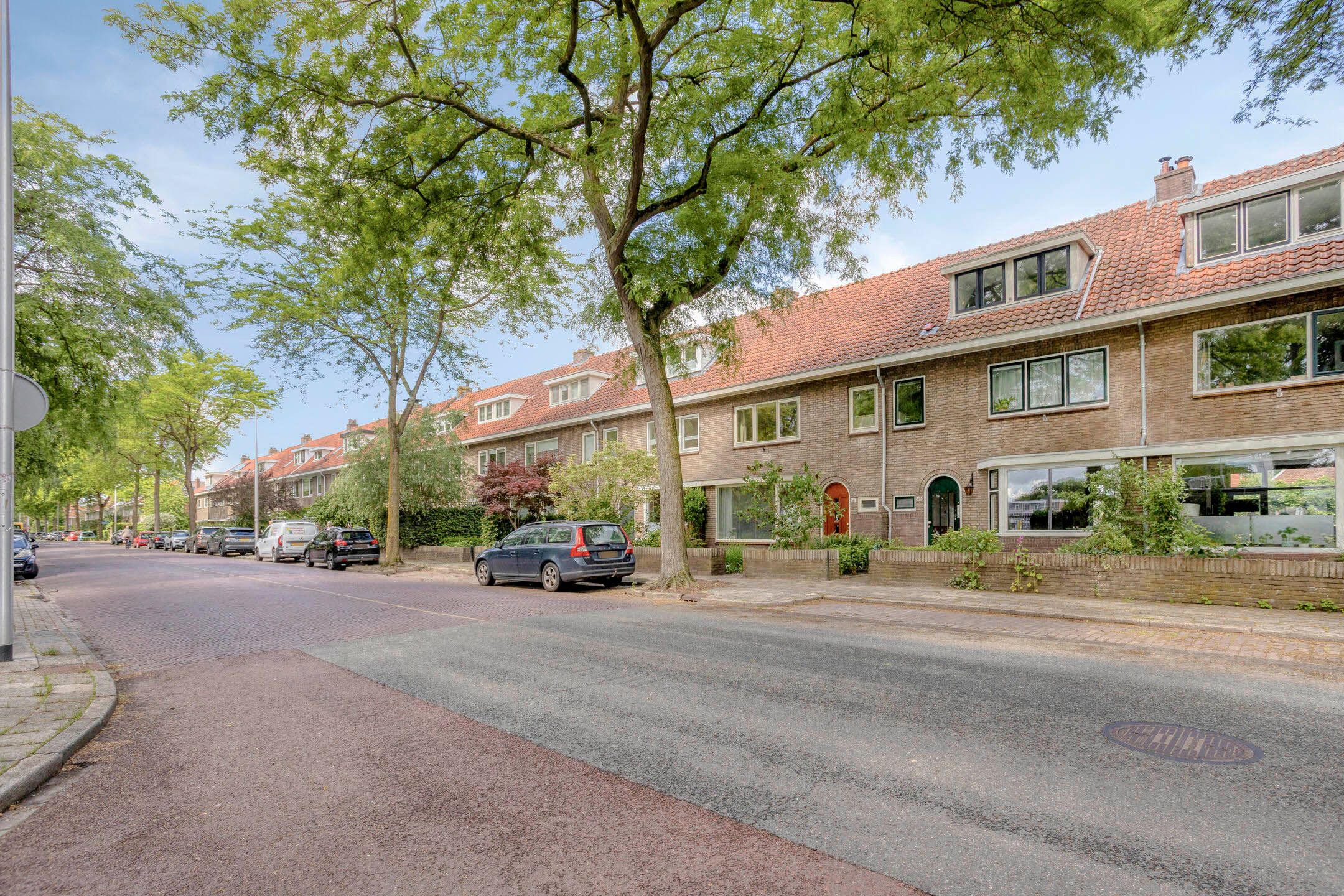 Photo 54 of Brederostraat 143