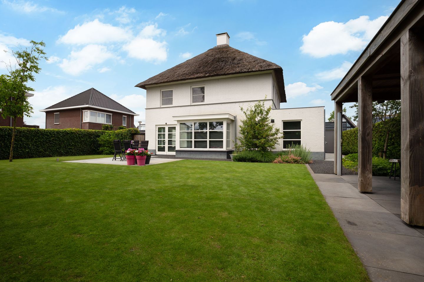 Luxury Detached Villa with Thatched Roof in Sprang-Capelle — 35
