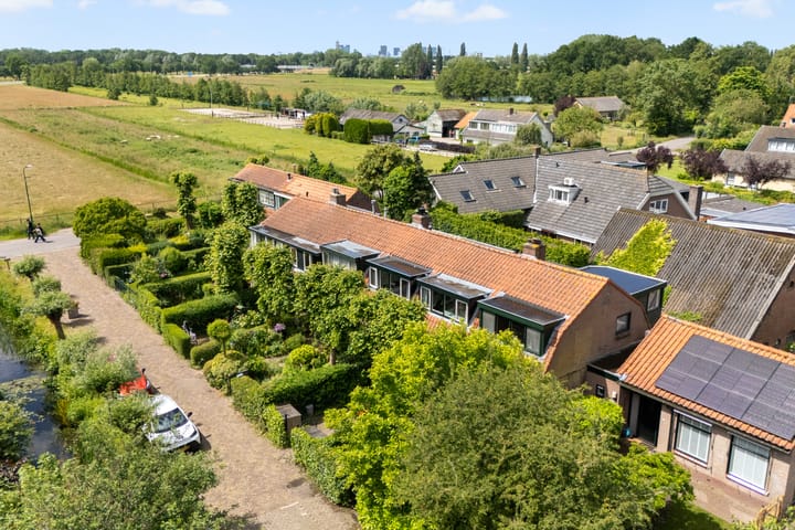 Photo 3 of Voordorpsedijk 61