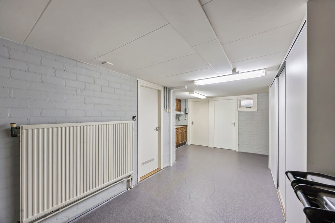 Photo 37 of Drs J. Lebensstraat 3