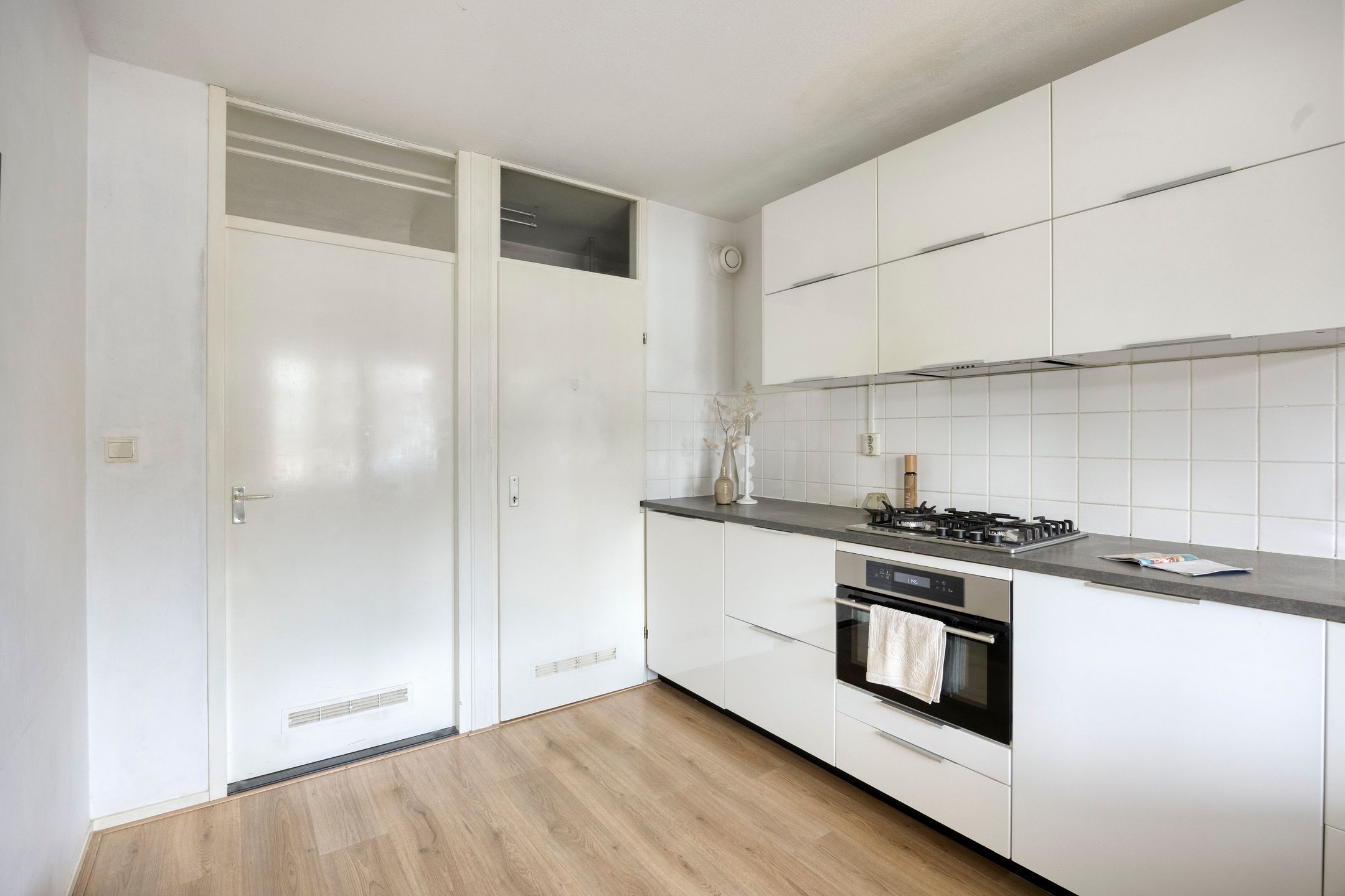 Photo 9 of Louis Davidsstraat 28