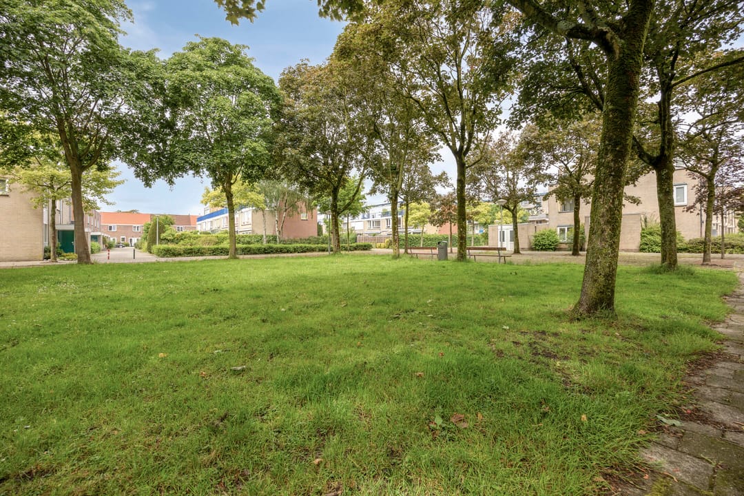 Photo 22 of Louis Davidsstraat 28