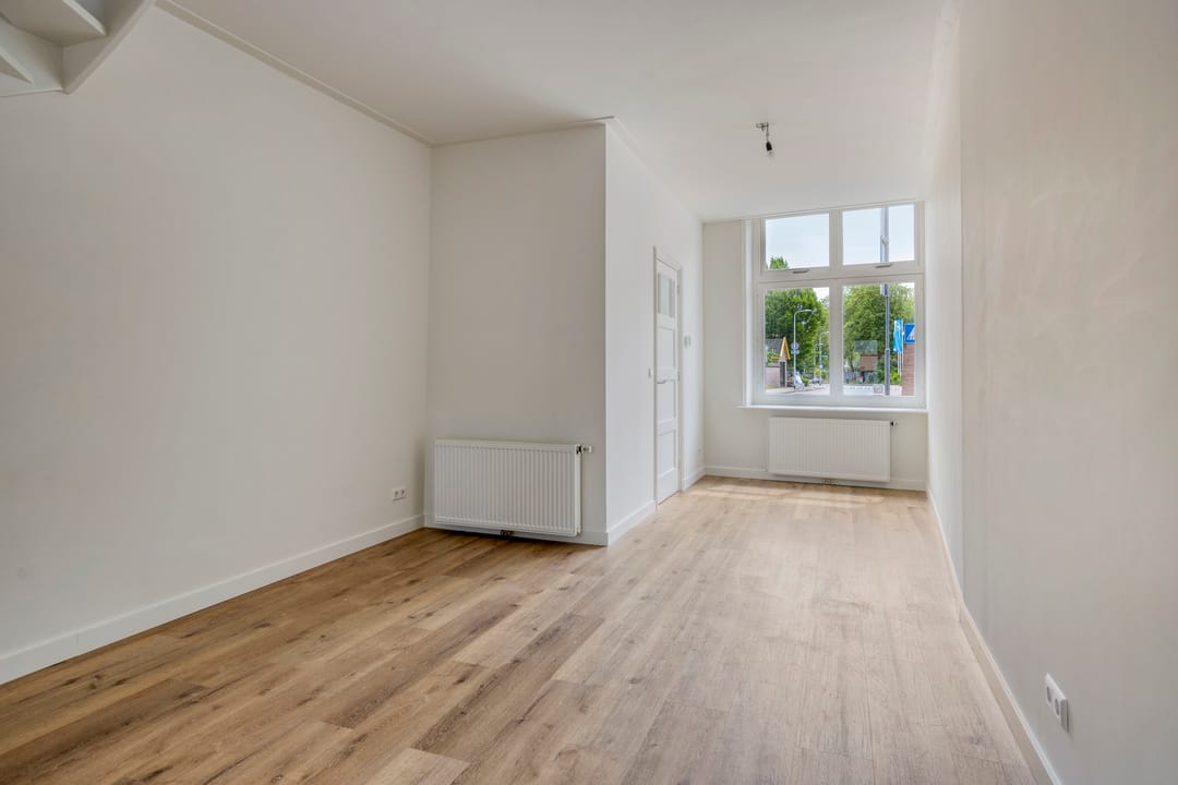 Photo 7 of Laarstraat 73