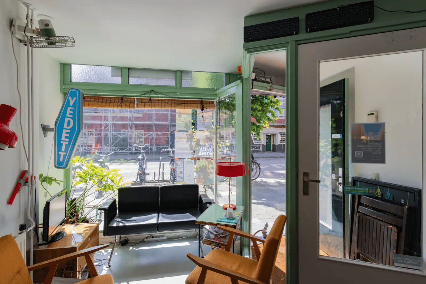 Bekijk foto 4 van Oostzaanstraat 28