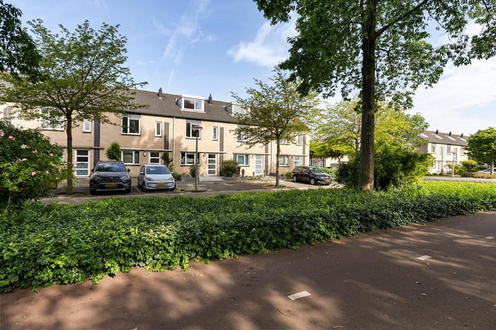 Tussenwoning te koop: Ockenburgh 32, Amstelveen