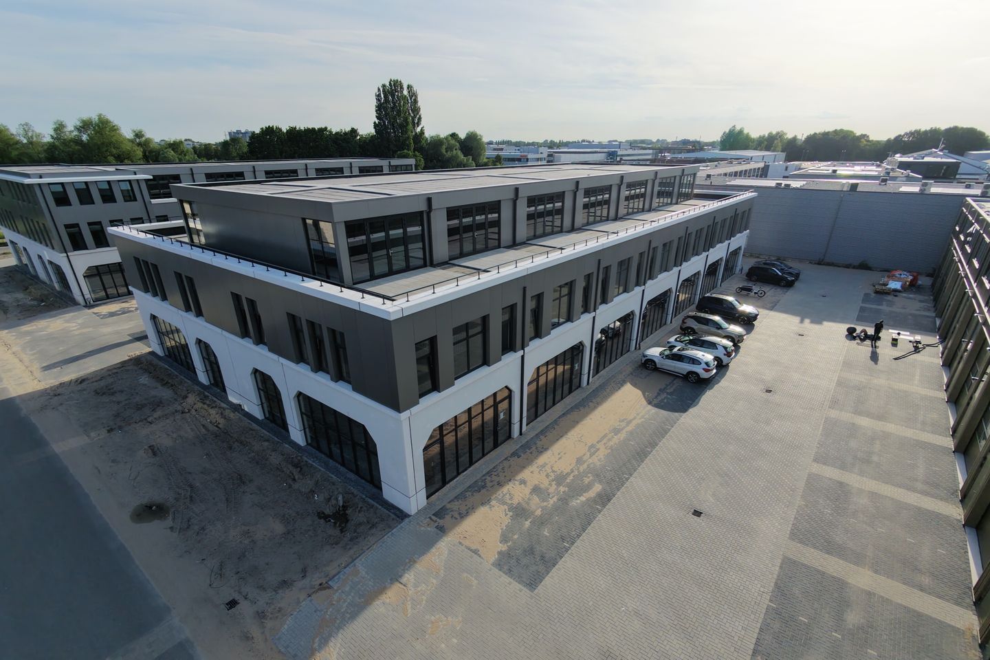 View photo 2 of Overvliet 181