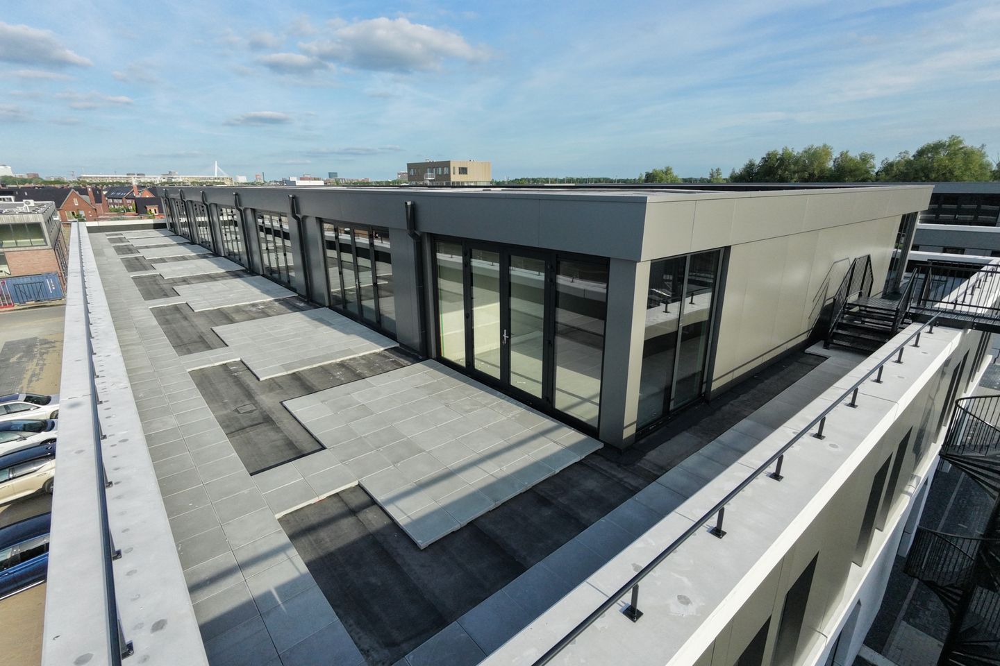 View photo 4 of Overvliet 181