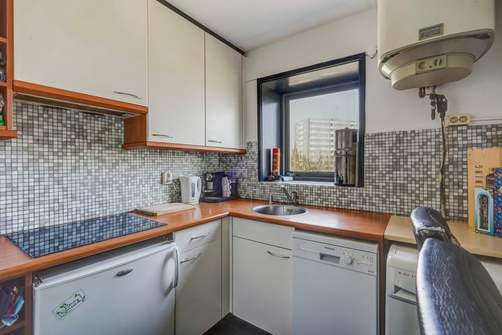 Photo 3 of Haverkamp 405