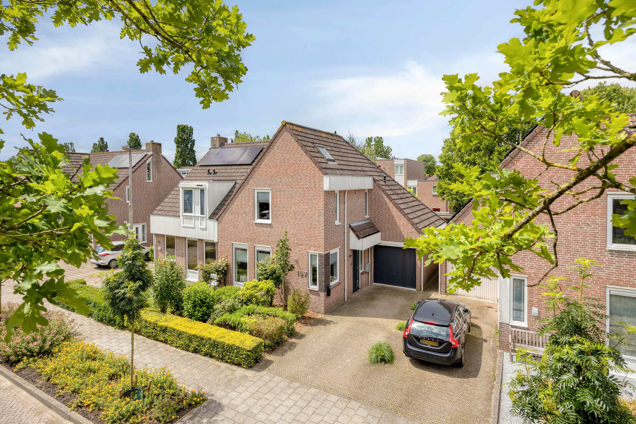 Torenstraat 107