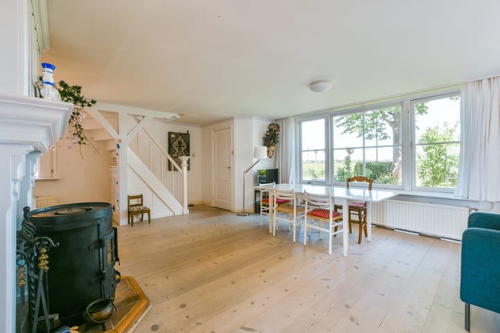 Photo 4 of Zuiderwouder Dorpsstraat 66