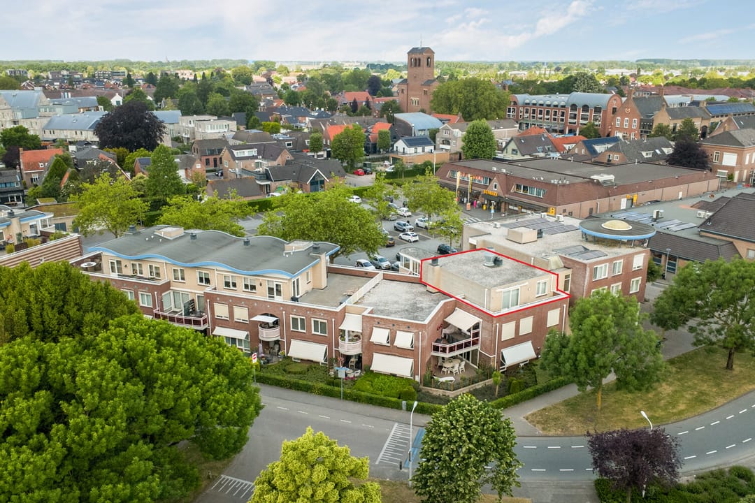 Photo 1 of Hugo de Grootstraat 68