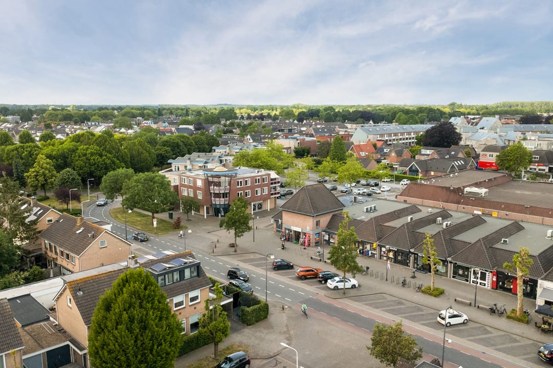 Photo 37 of Hugo de Grootstraat 68