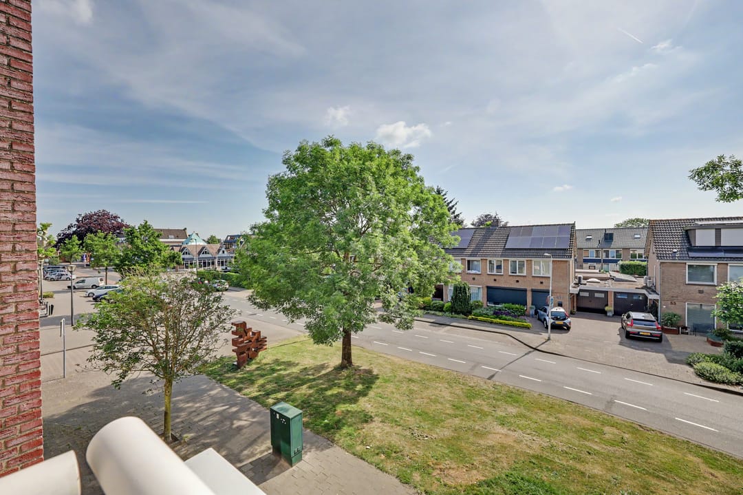 Photo 8 of Hugo de Grootstraat 68